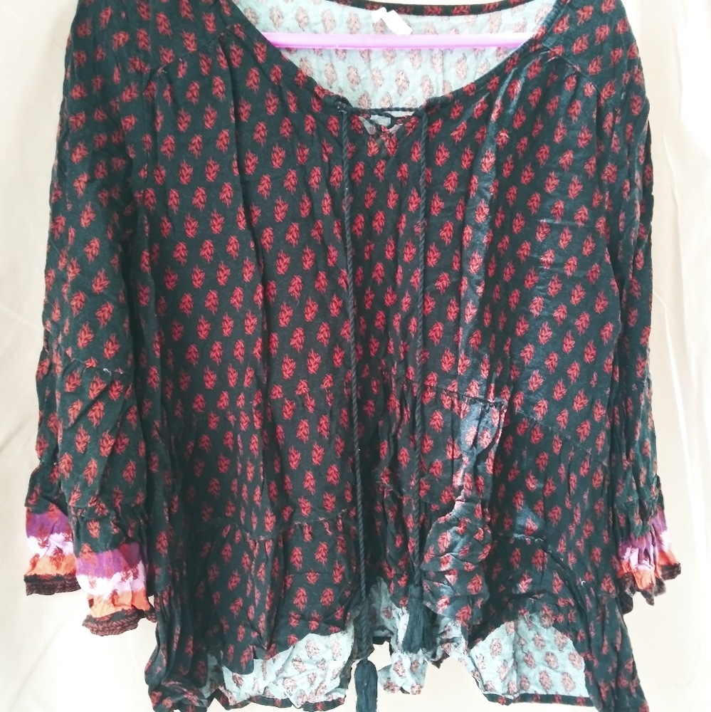 Ruffled sleeve